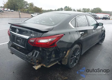 2017 Nissan Altima 2.5 Sr z USA, uszkodzony, nr VIN 1N4AL3AP5HC259608